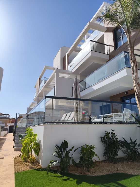Apartment in El Mojon - Image 3