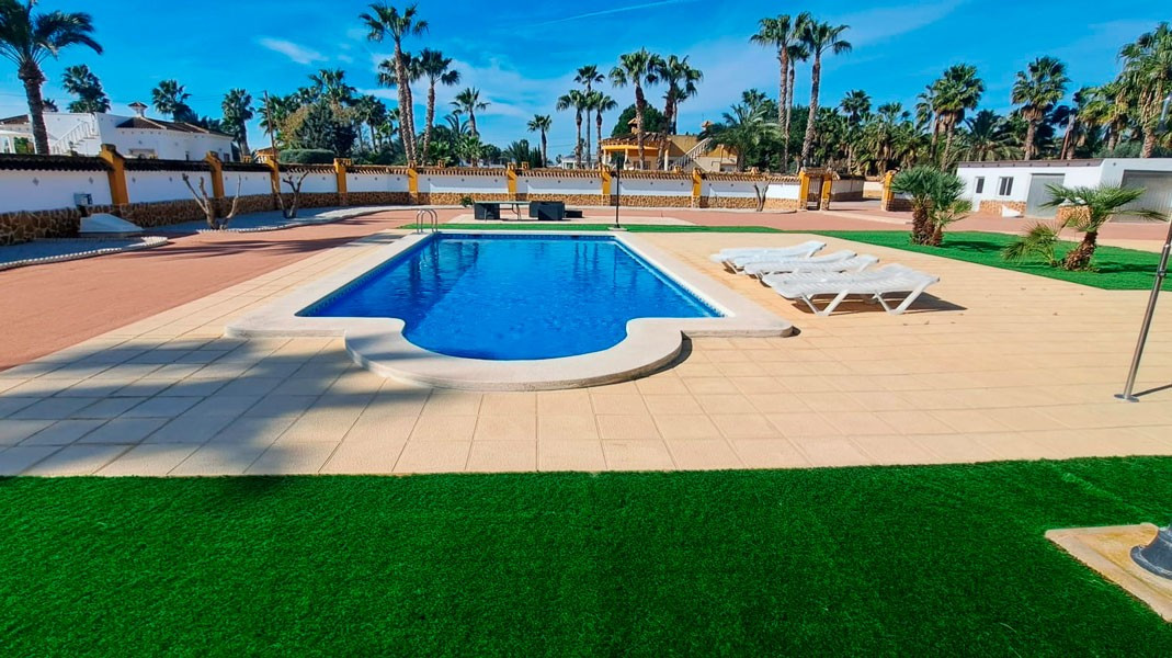 Villa in Catral - Image 2