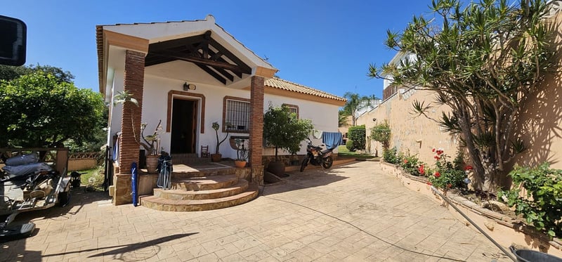 Villa in Rosario, El - view 1