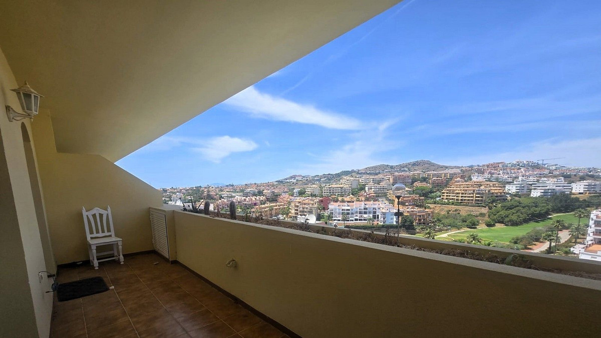 Apartment in Riviera del Sol - Image 2