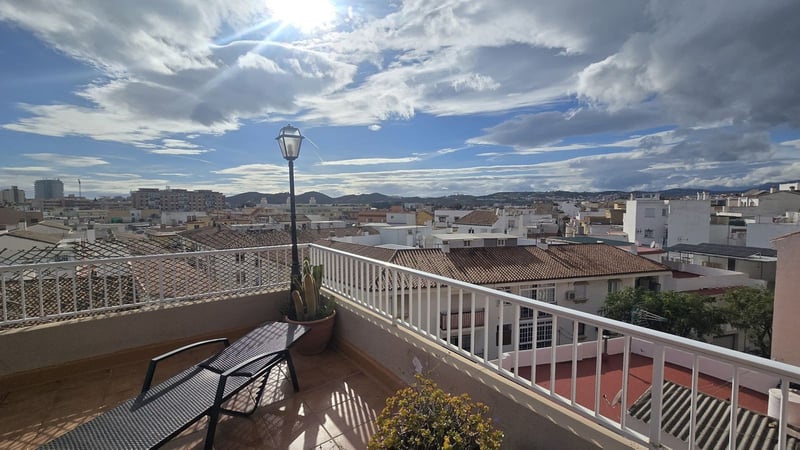 Penthouse in Fuengirola - view 1