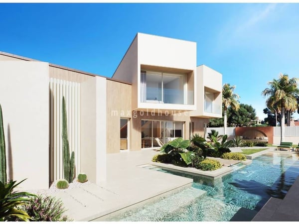 Villa in Dehesa de Campoamor - view 1