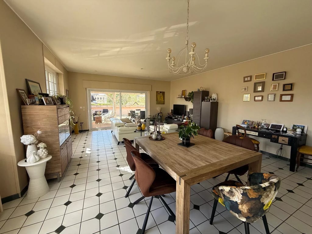 House in Sauveterre-de-Bearn - Image 2