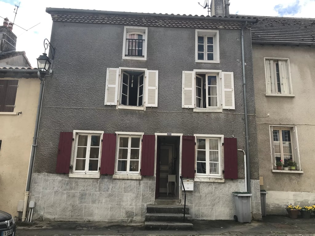 House in Magnac-Laval - Image 2