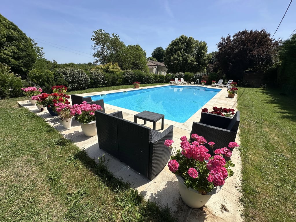 House in Montcaret - Image 2