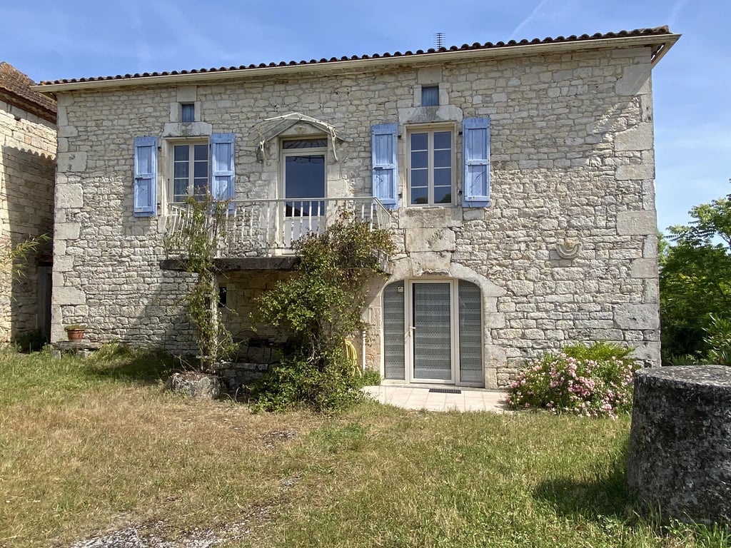 House in Saint-Matre