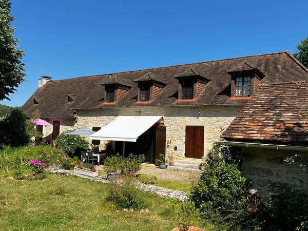 House in Coulaures - view 1