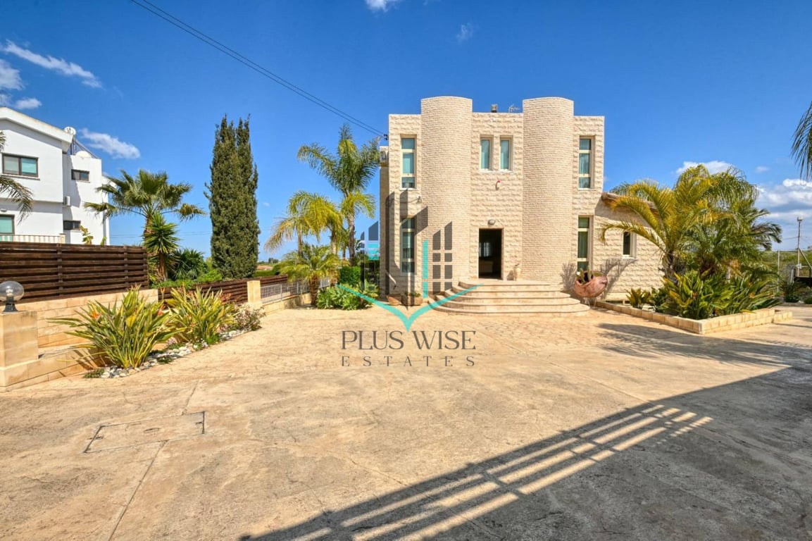 Villa in Paralimni
