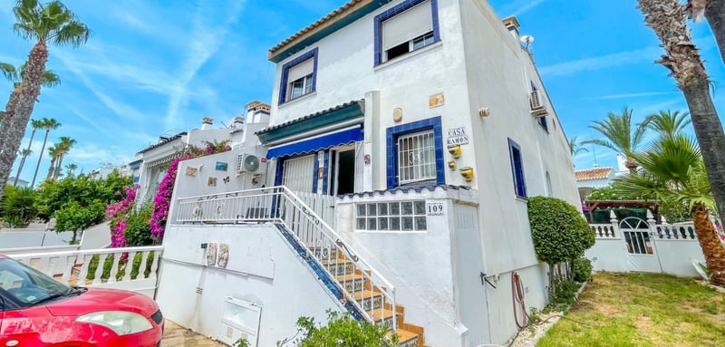 House in Urbanizacion los Balcones - view 1