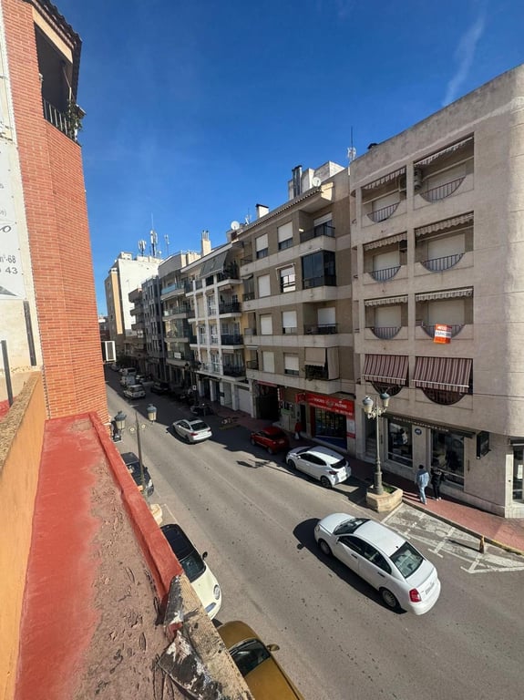 Apartment in Guardamar del Segura - Image 2