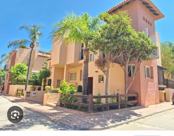 House in Nueva Andalucia - view 1