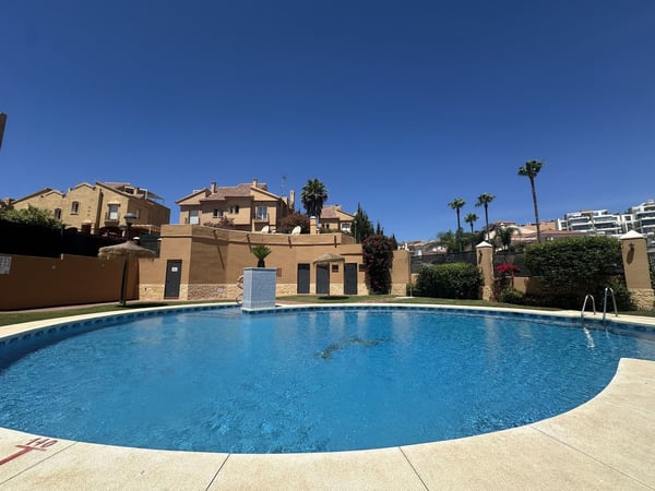 Villa in Riviera del Sol - view 1