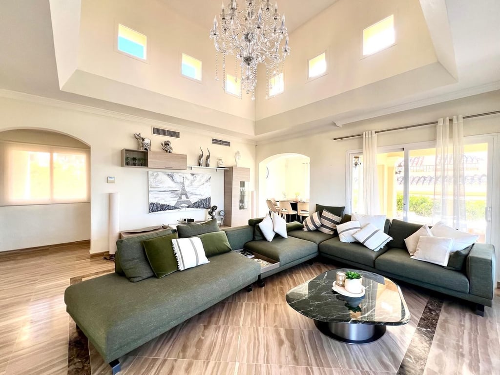 Penthouse in Marbella - Image 2
