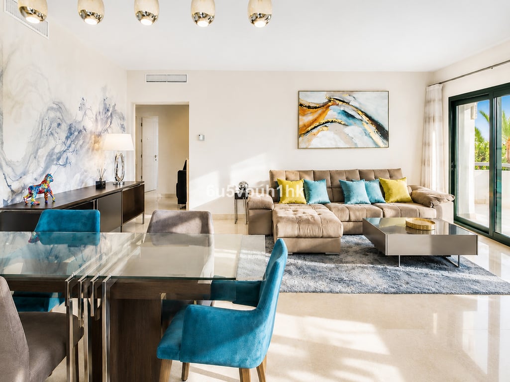 Apartment in Benahavis - Image 3