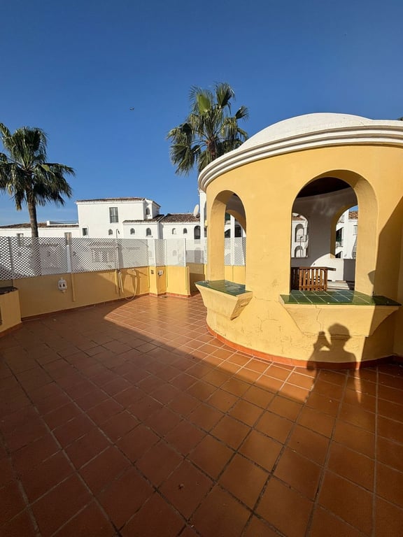 House in Sitio de Calahonda - Image 3