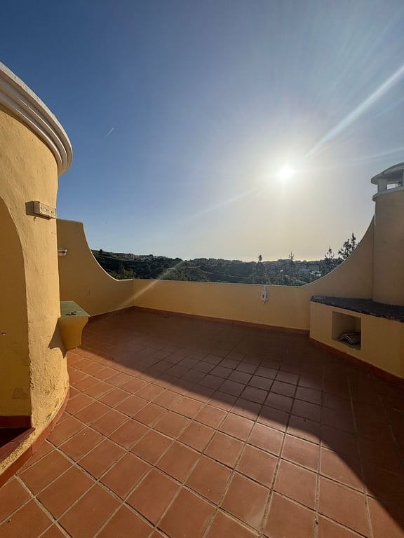 House in Sitio de Calahonda - Image 2
