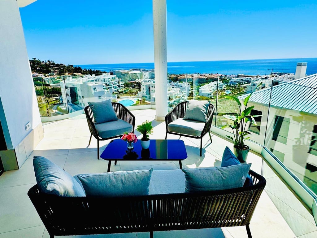 Apartment in Fuengirola - Image 2