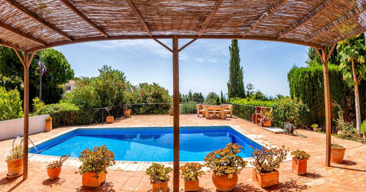 Villa in Mijas Costa - Image 3
