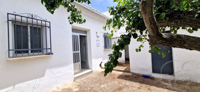 House in Antequera - view 1