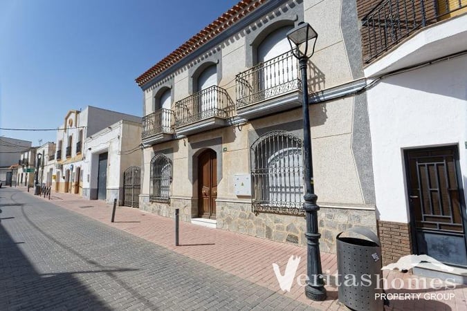 Villa in Los Gallardos - view 1