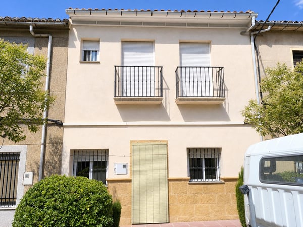 House in Alguena - view 1