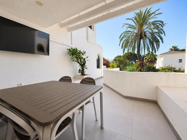 Apartment in Sotogrande - view 1