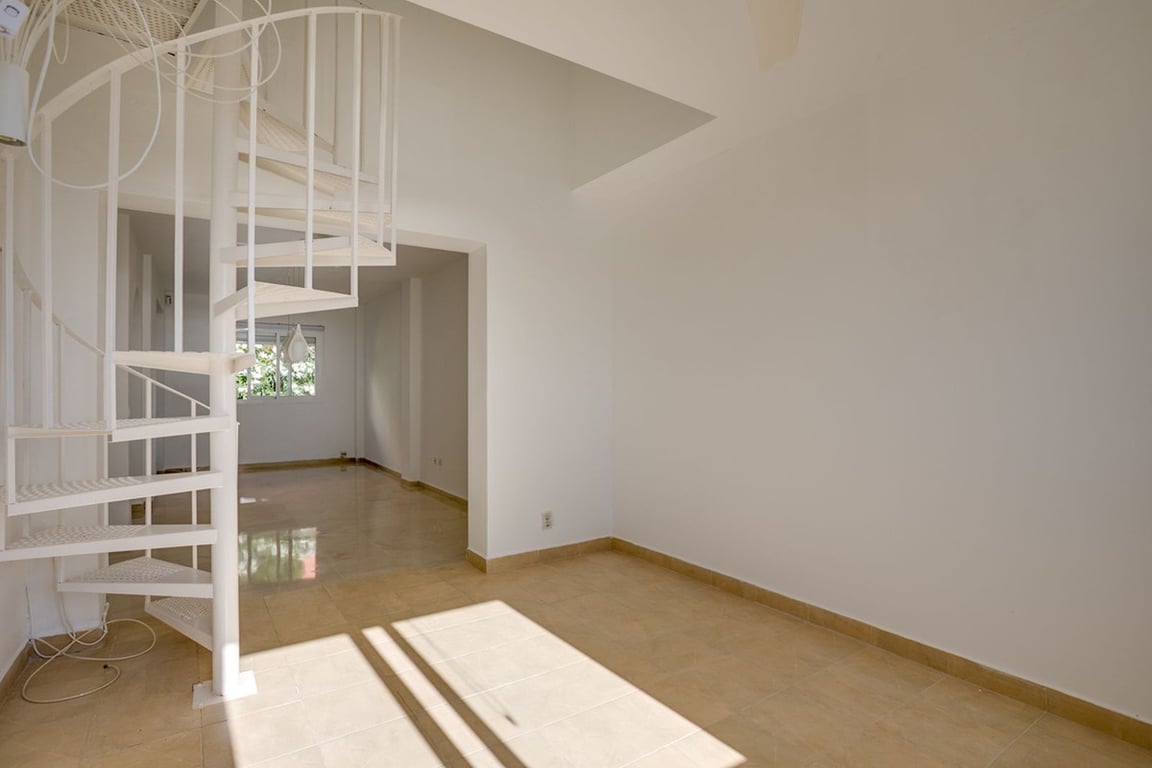 Apartment in Casares - Image 3
