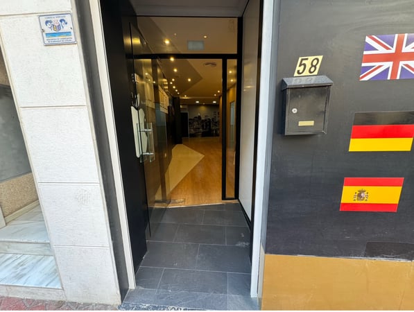 House in Guardamar del Segura - view 1