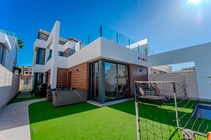 House in Benijofar - view 1