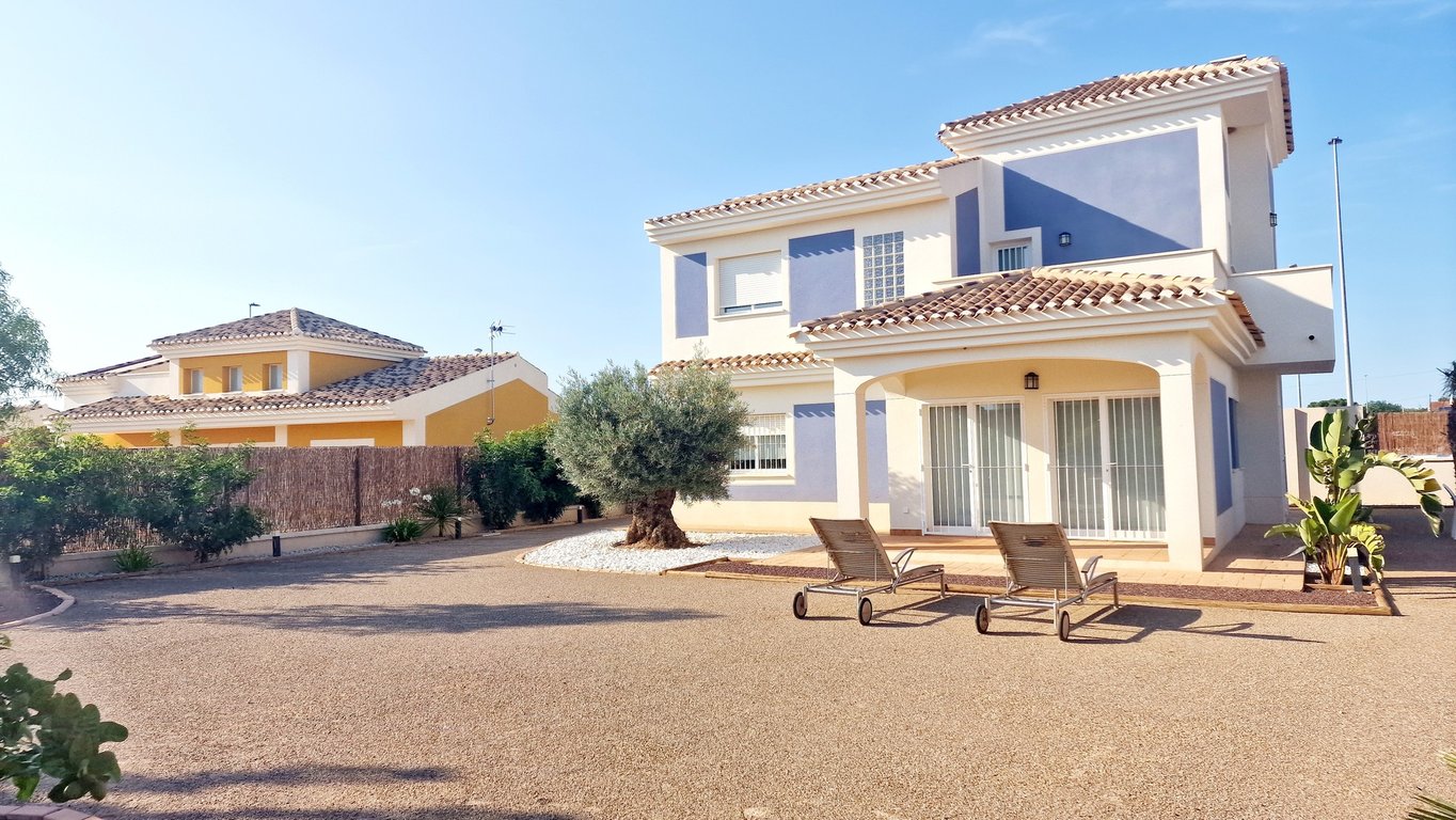 House in Purias - Image 3