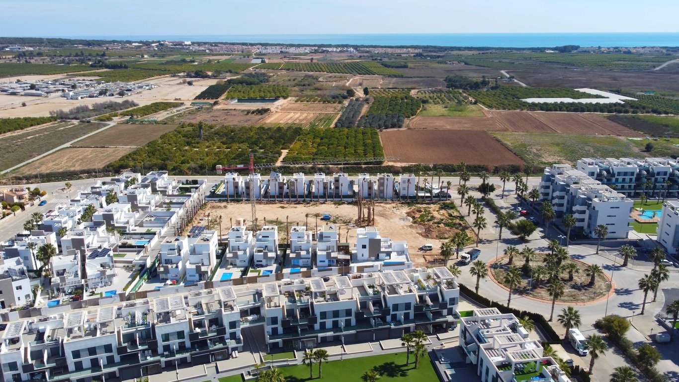 Apartment in Guardamar del Segura - Image 2