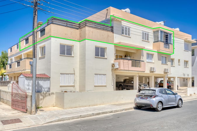 Apartment in Deryneia - view 1