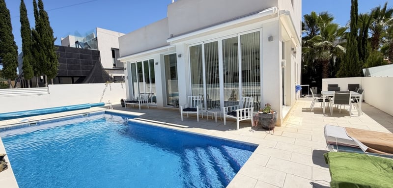 House in Mil Palmeras - view 1