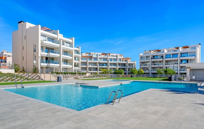 Apartment in Villamartin - view 1