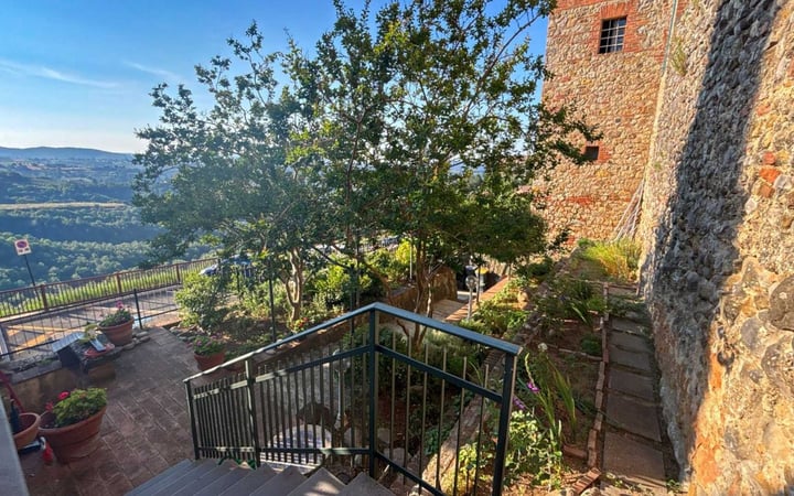 House in Monteleone d'Orvieto - view 1