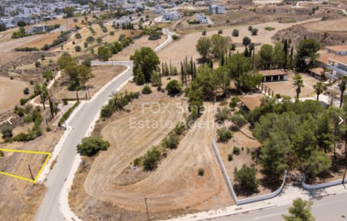 Land in Tseri - view 1