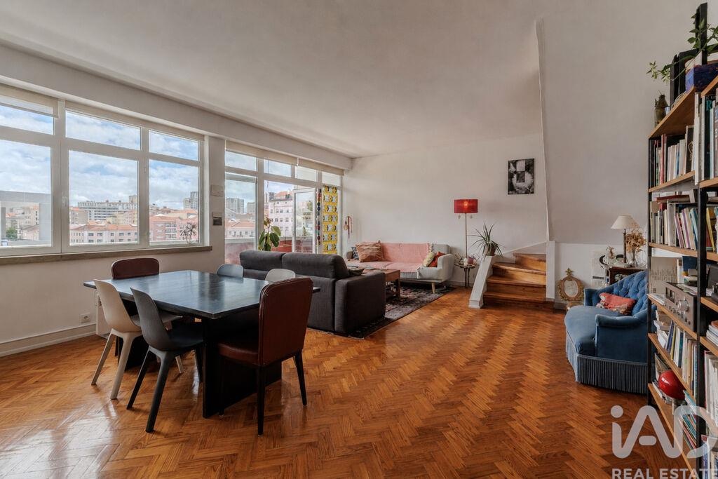 Apartment in Alvalade