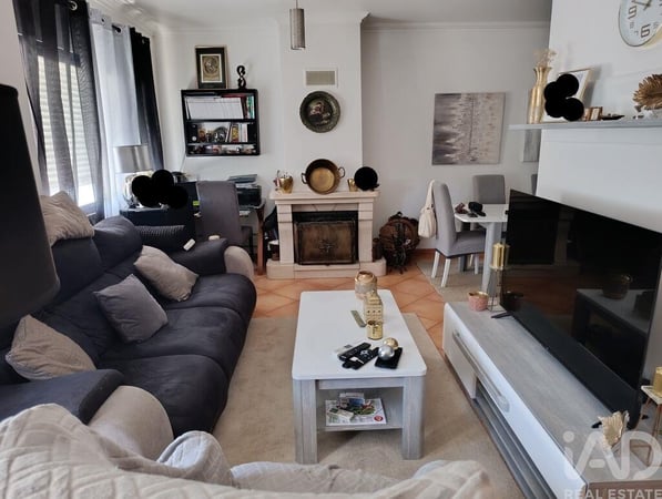 Apartment in Santa Margarida da Serra - view 1