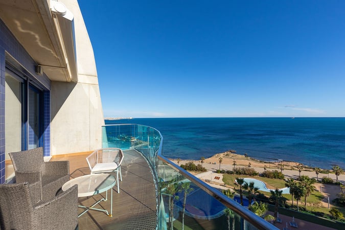 Apartment in Punta Prima - view 1