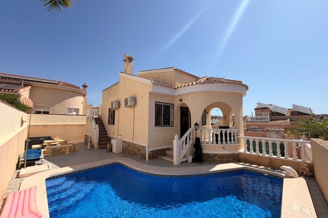 Villa in Rojales - view 1