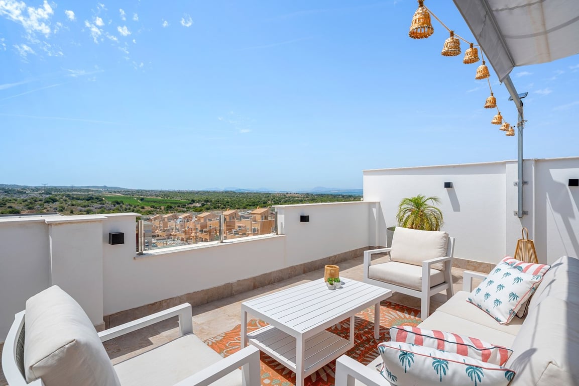 Apartment in Los Balcones - Image 3