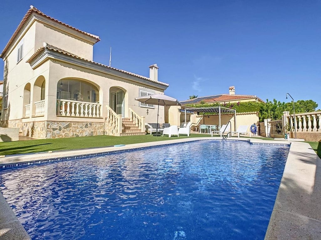 Villa in El Pinar de Campoverde - Image 2