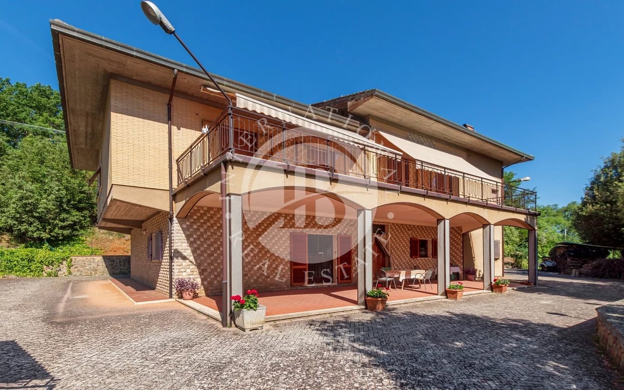 Villa in Sant'Albino - Image 3