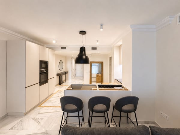 Apartment in Nueva Andalucia - view 1