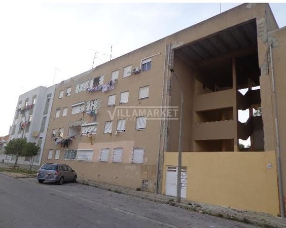 Apartment in Setubal (Sao Sebastiao) - view 1