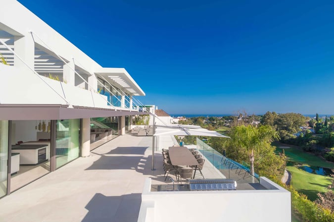 Villa in Lomas de la Quinta - view 1