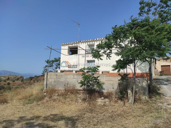 House in Lucar - view 1