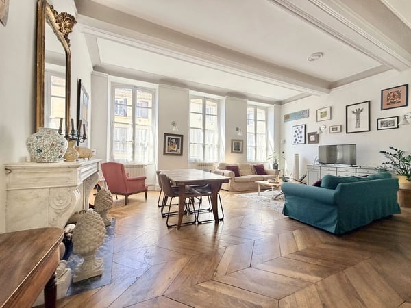 Apartment in Carcassonne - view 1