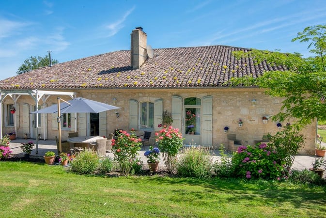 House in Miradoux - view 1
