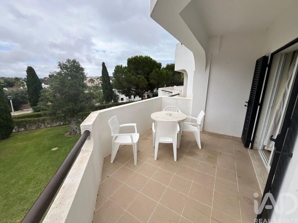 Apartment in Oura - Image 3